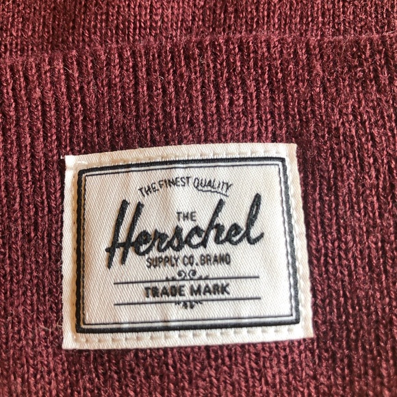 Herschel Elmer Beanie Burgundy!! - Picture 4 of 5